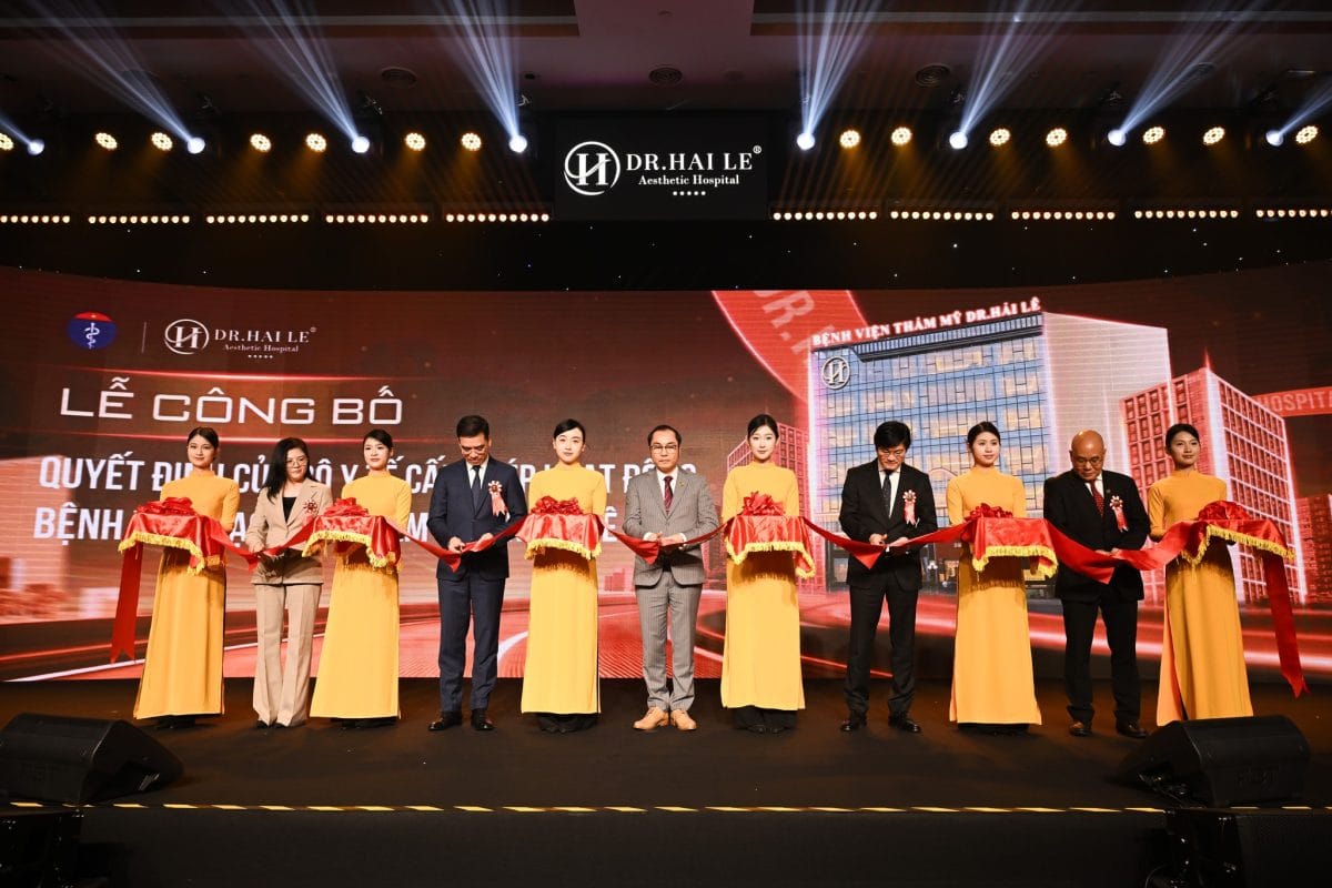 Chính Thức: Bệnh Viện Tạo Hình Thẩm Mỹ Dr.Hải Lê Được Bộ Y Tế Trao Quyết Định Cấp Phép Hoạt Động 32 653709948 1242148618066666 8702454556478157714 n