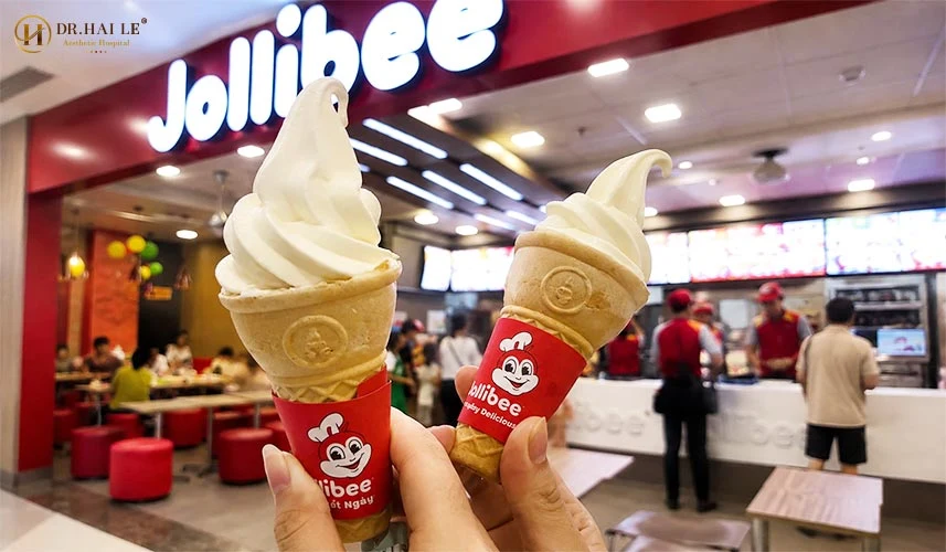 Trung bình một phần kem Jollibee cung cấp khoảng 140 kcal đến 350 kcal tùy thuộc vào khẩu phần