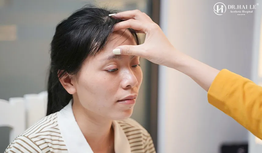 Sụp mí mắt là gì - Dr Hải Lê